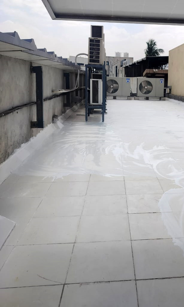 Application of Roof Seal. Golden Building Chemicals, Chennai.